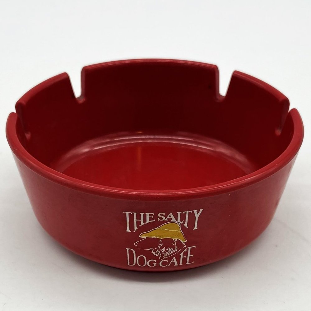 Vintage Red Plastic The Salty Dog Cafe 4 Slot Saf-T-Dish Ash Tray-Made in USA